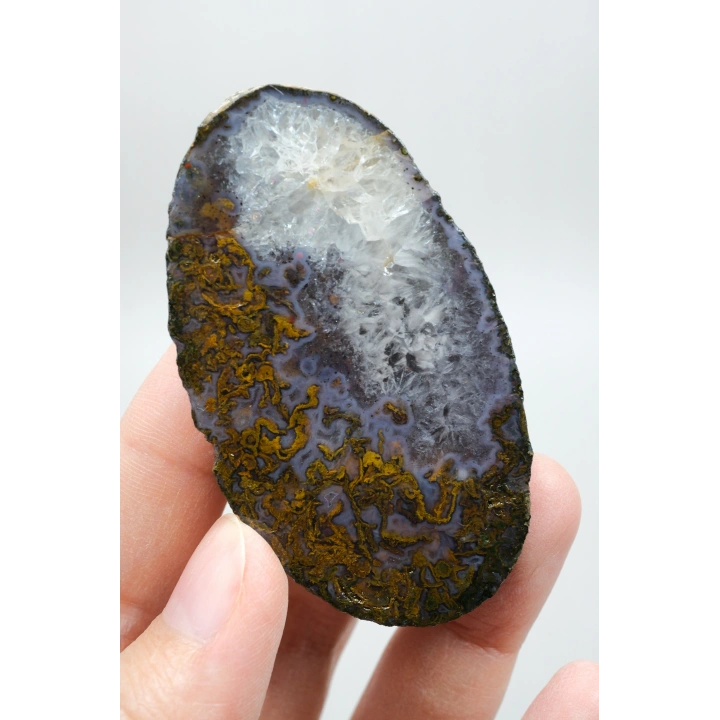 Soft Lavender Purple Band and Mustard Yellow Plume Agate with Quartz, 129g