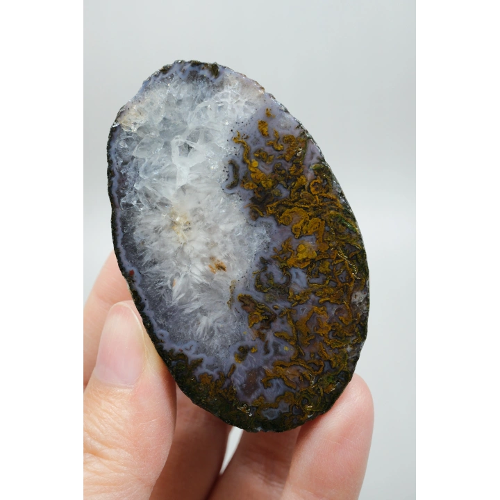 Soft Lavender Purple Band and Mustard Yellow Plume Agate with Quartz, 129g