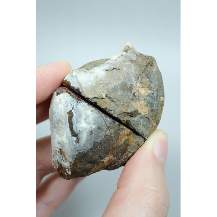 Terracotta Kırmızı Bantlı ve Hardal Sarısı İşlemeli Doğal Akik