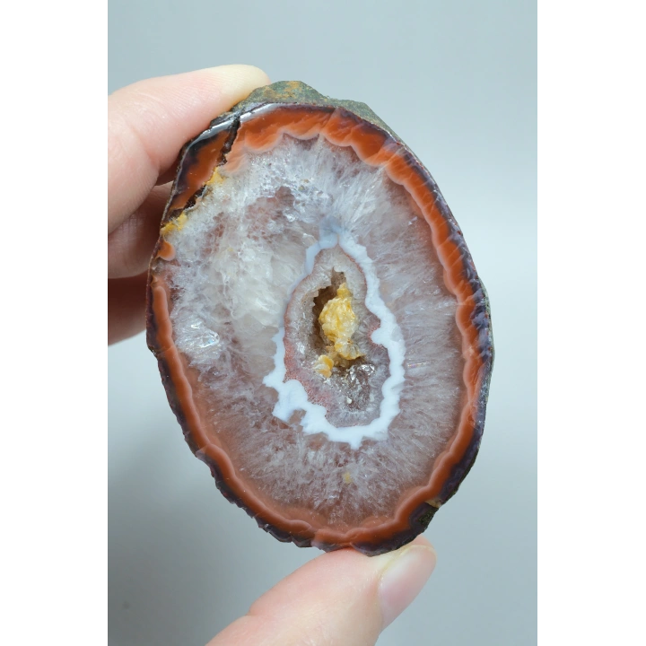 Canlı Günbatımı Turuncu ve Beyaz Bantlı Siyah Deniz Akik Çifti