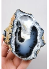 Échantillon unique de géode en opale dendritique 3D (Merlinite),206g