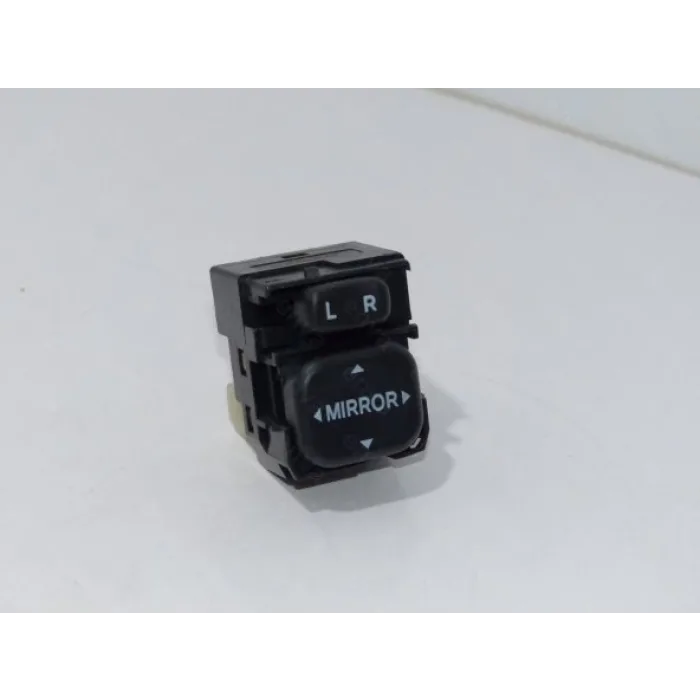 Daihatsu Terios Ayna Ayar Düğmesi Katlanmaz 2006--2011