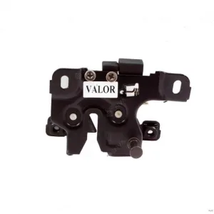 Audi A4 Kaput Kilit+Mandal.