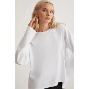 Basıl Kadın %100 Pamuk Bisiklet Yaka Oversize Fit Uzun Kollu Beyaz T-shirt