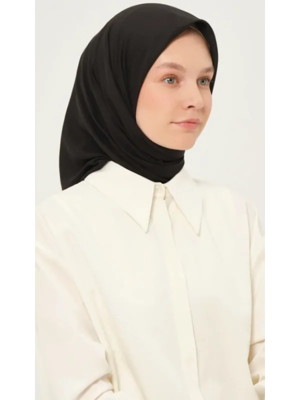 Düz Şifon Kare Eşarp Siyah