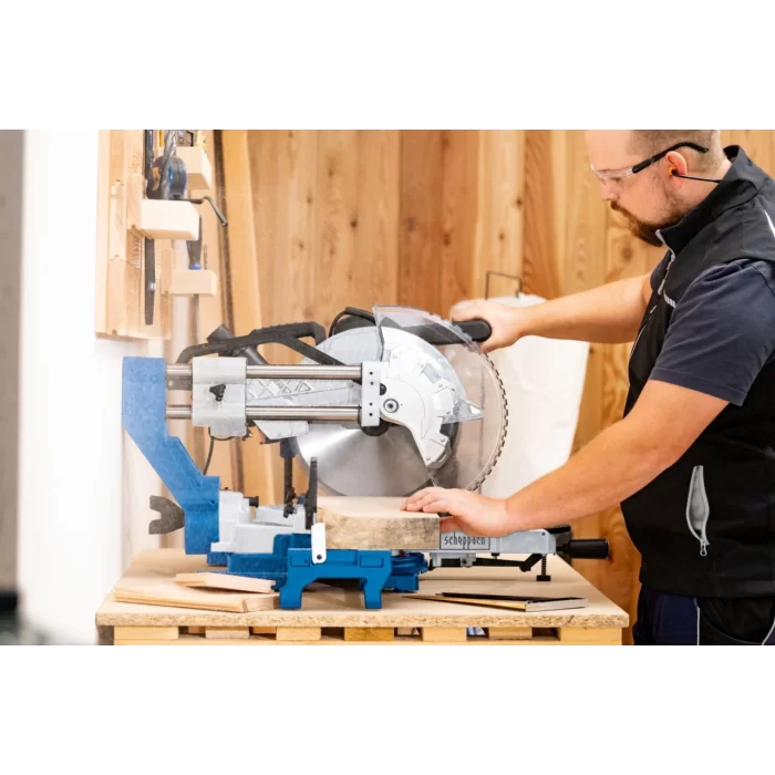 Scheppach HM305SL Gönye Kesme Makinesi – 2000 W, 305 mm Bıçak, Lazerli