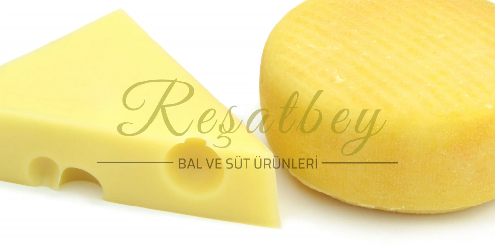 Eski Kaşar mı Taze Kaşar mı? Farkları ve Hangisi Daha İyi?