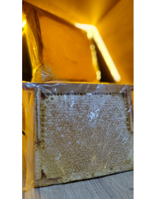 Yöresel Kars Karakovan Petek Bal 1700-2000 Gr