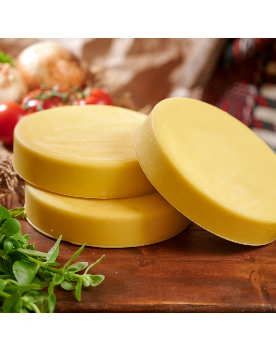 Yöresel Kars Göbek Kaşar Peyniri