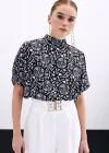 Kısa Kol Desenli Bluz - Siyah
