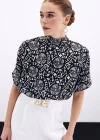 Kısa Kol Desenli Bluz - Siyah