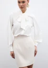 Yakası Bağlamalı Düz Gömlek - Ekru