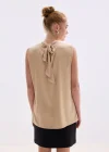 Yaka Detaylı Saten Bluz - Camel