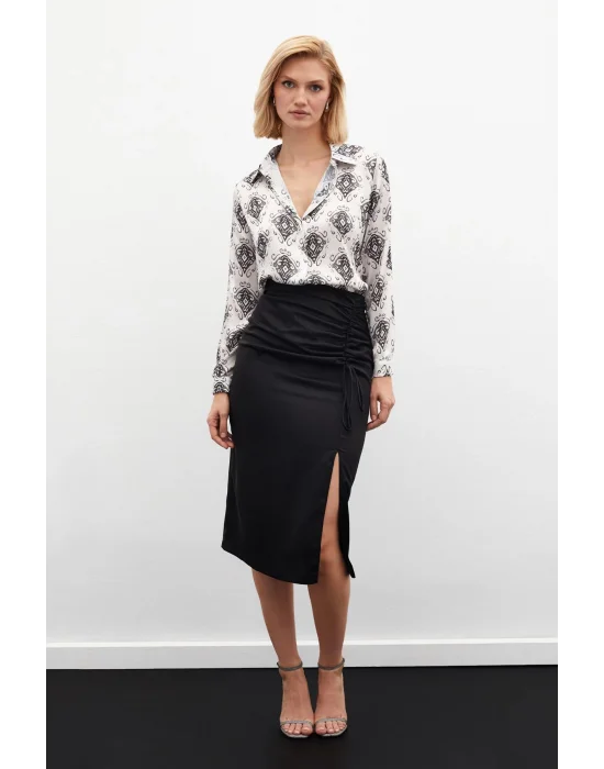 Büzgü Detaylı Saten Etek - Siyah