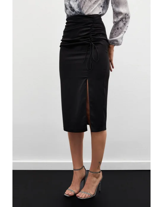 Büzgü Detaylı Saten Etek - Siyah