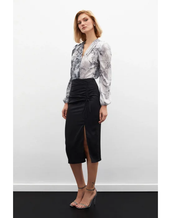 Büzgü Detaylı Saten Etek - Siyah