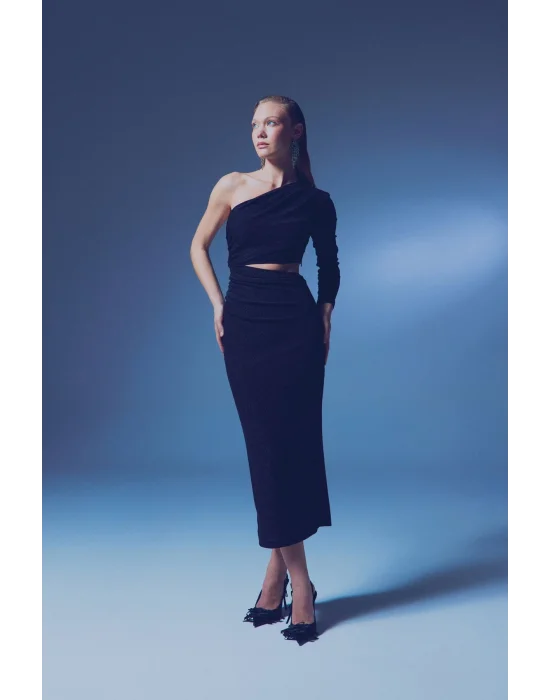 Parlak Uzun Elbise - SİYAH