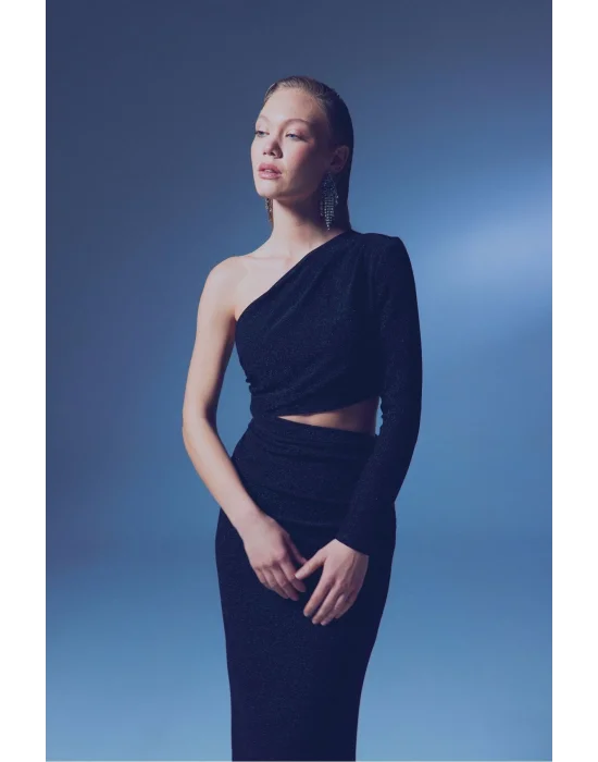 Parlak Uzun Elbise - SİYAH