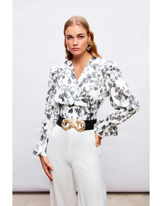 Volanlı Kol Detaylı Saten Bluz - SİYAH