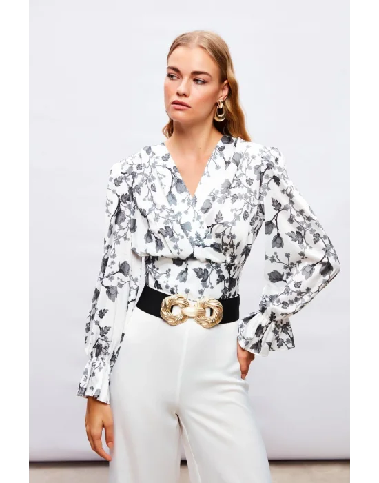 Volanlı Kol Detaylı Saten Bluz - SİYAH