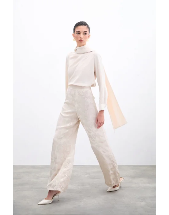 Şal Detaylı Bluz - Bej