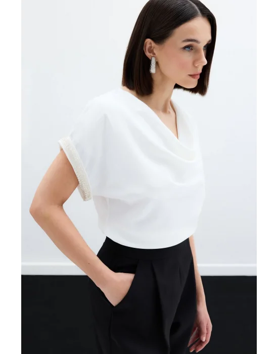 Kollar Taş Detaylı Salaş Bluz - Ekru