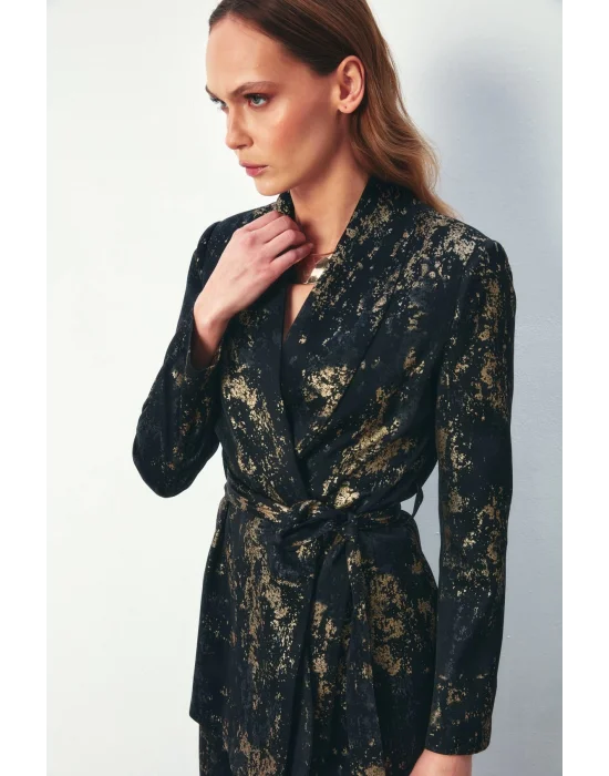 Parlak Desenli Kuşaklı Uzun Ceket - SİYAH