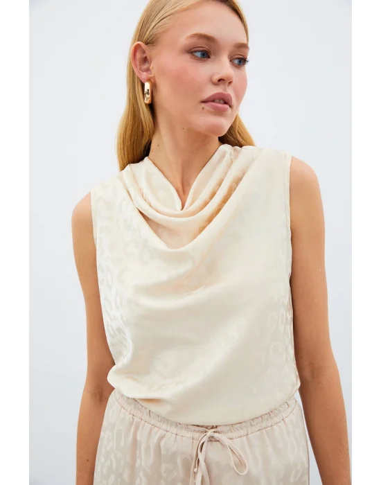 Degaje Yaka Kolsuz Bluz - TAŞ