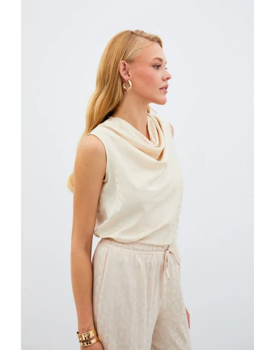 Degaje Yaka Kolsuz Bluz - TAŞ