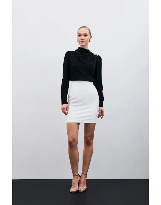 Düğmeleri Taş Detaylı Bluz - Siyah