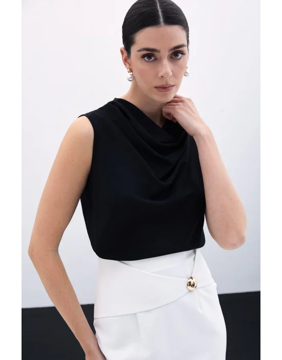 Degaje Yaka Kolsuz Bluz - Siyah