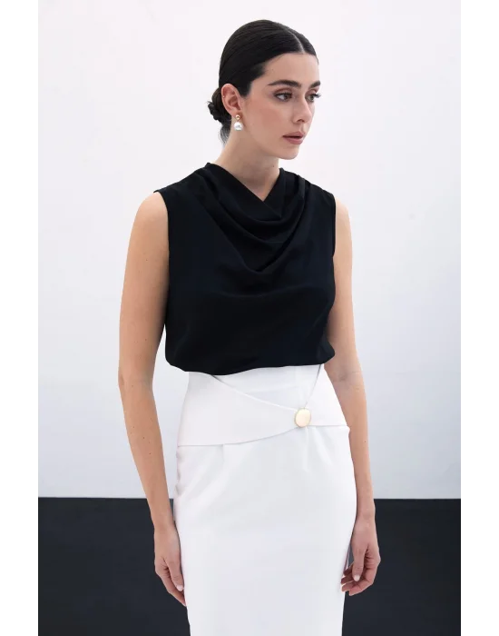 Degaje Yaka Kolsuz Bluz - Siyah