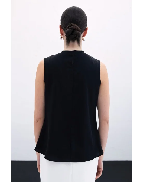 Degaje Yaka Kolsuz Bluz - Siyah