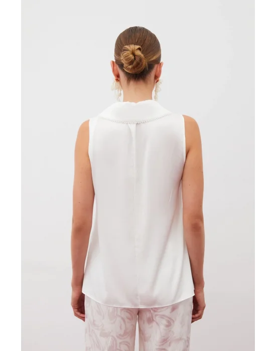 İnci Yakalı Kolsuz Bluz - EKRU