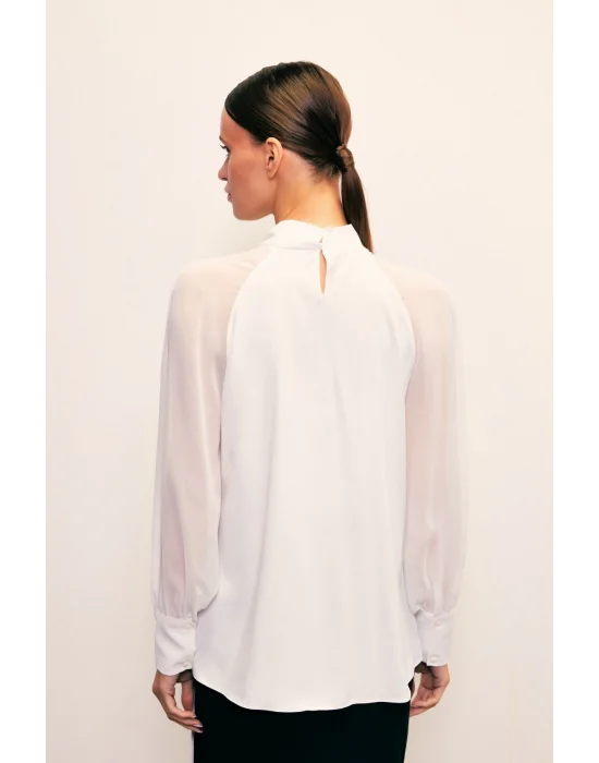 Yaka Aksesuarlı Bluz - Ekru