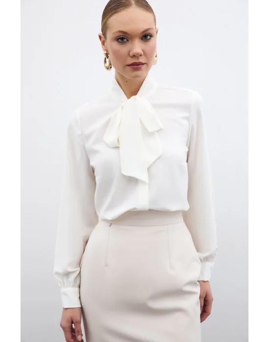 Yakası Bağlamalı Düz Gömlek - Ekru