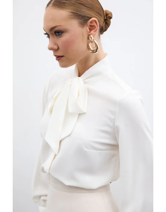 Yakası Bağlamalı Düz Gömlek - Ekru