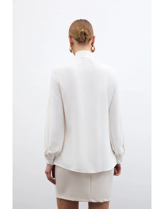 Yakası Bağlamalı Düz Gömlek - Ekru