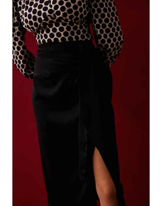 Yırtmaçlı Saten Etek - Siyah