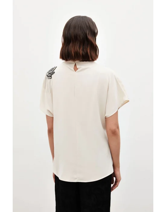 Tek Omuz Aksesuarlı Salaş Bluz - BEJ