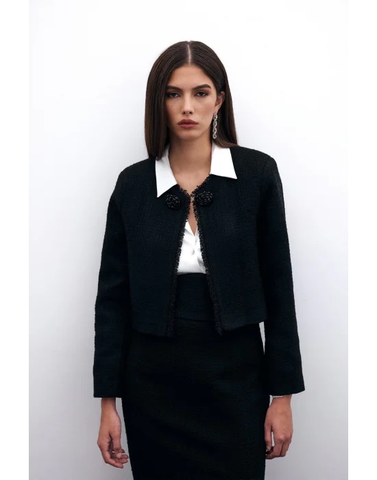 Boncuk Aksesuarlı Kısa Ceket - Siyah