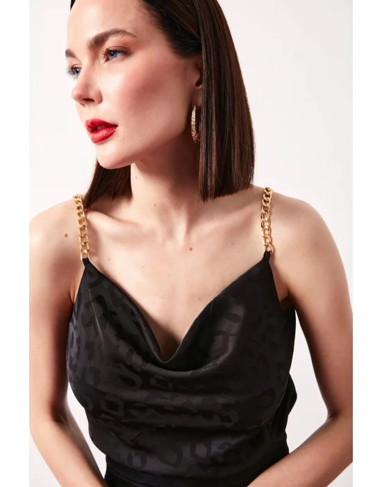 Zincir Askılı Saten Bluz - SİYAH