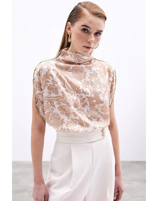 Aksesuarlı Yarasa Kol Bluz - Bej