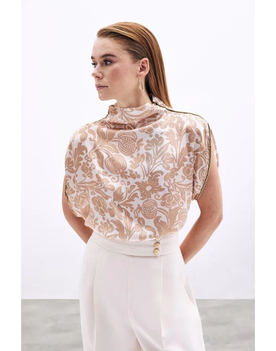Aksesuarlı Yarasa Kol Bluz - Bej