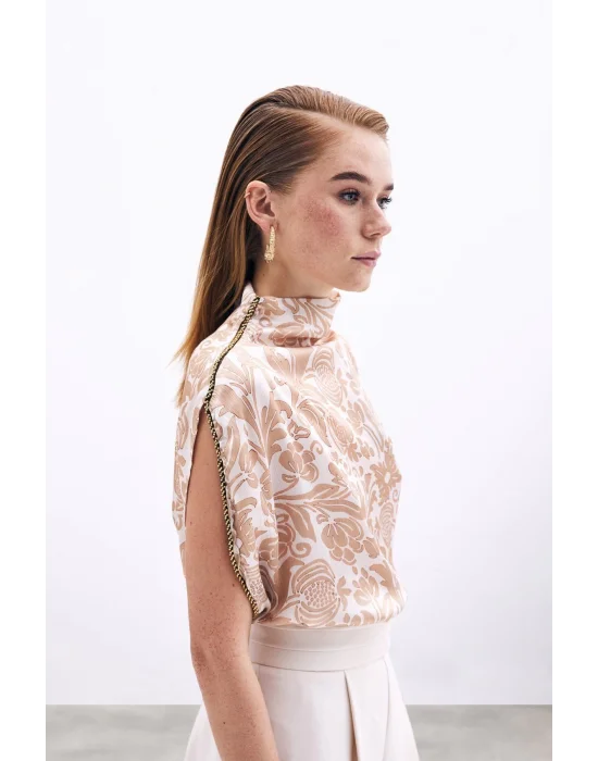 Aksesuarlı Yarasa Kol Bluz - Bej