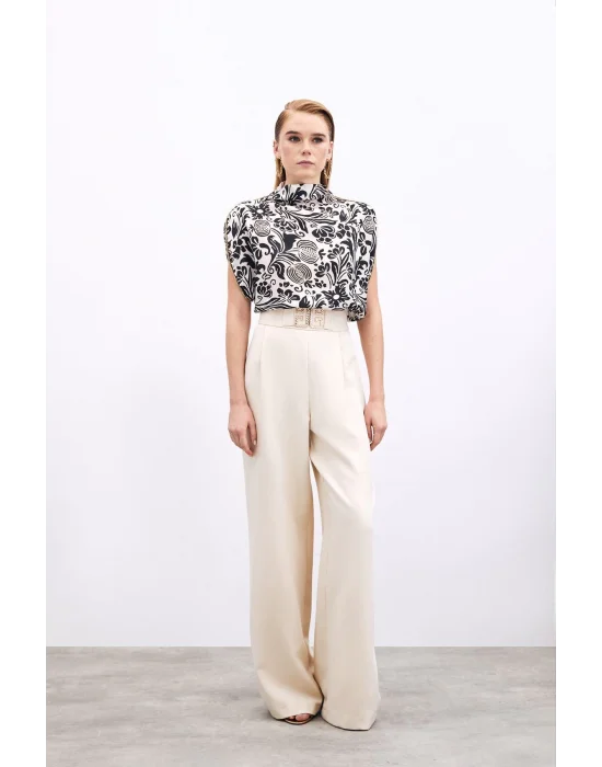 Aksesuarlı Yarasa Kol Bluz - Siyah