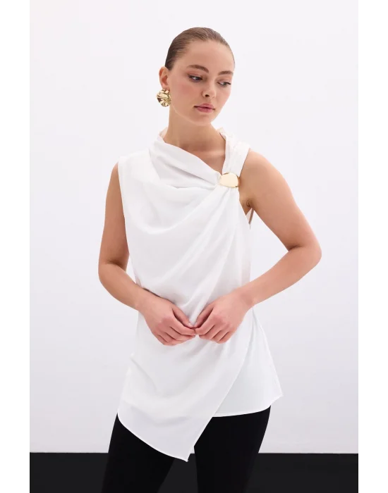Tek Omuz Aksesuarlı Bluz - Ekru