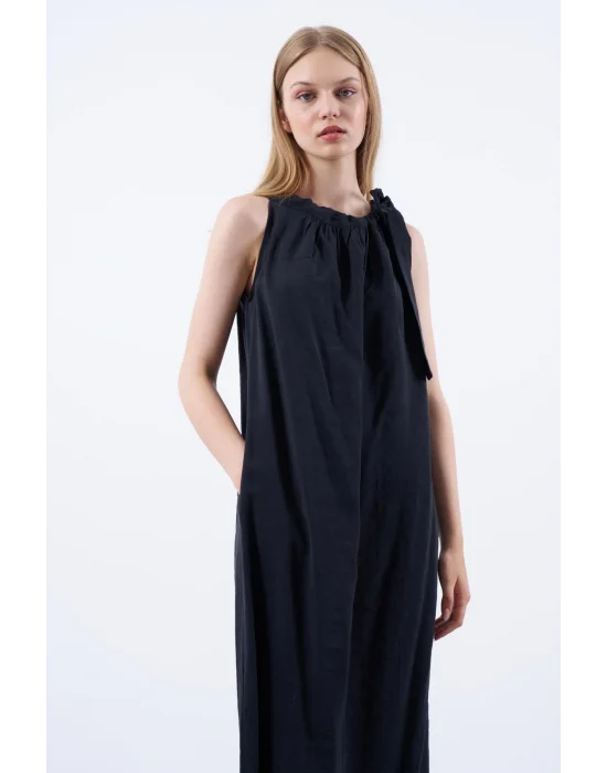 Omuzdan Bağlamalı Elbise