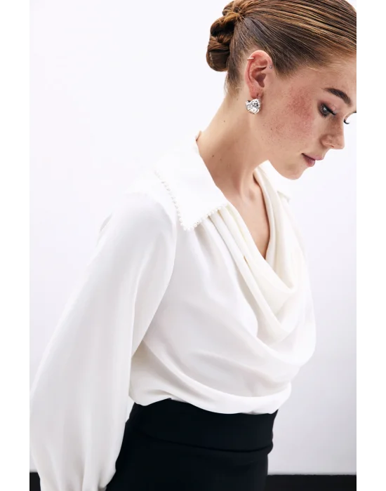 Degaje Yaka İncili Salaş Bluz - Ekru