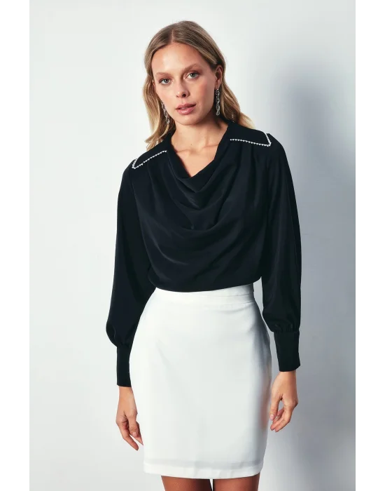 Degaje Yaka İncili Salaş Bluz - SİYAH